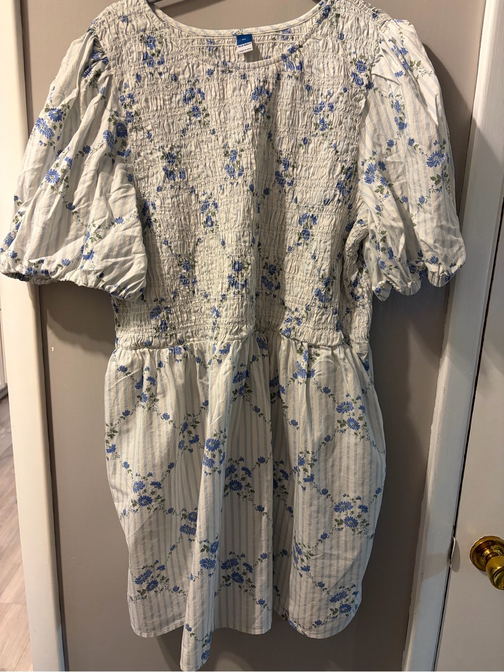 Old Navy White and Blue Floral Smocked Puff-Sleeve Dress